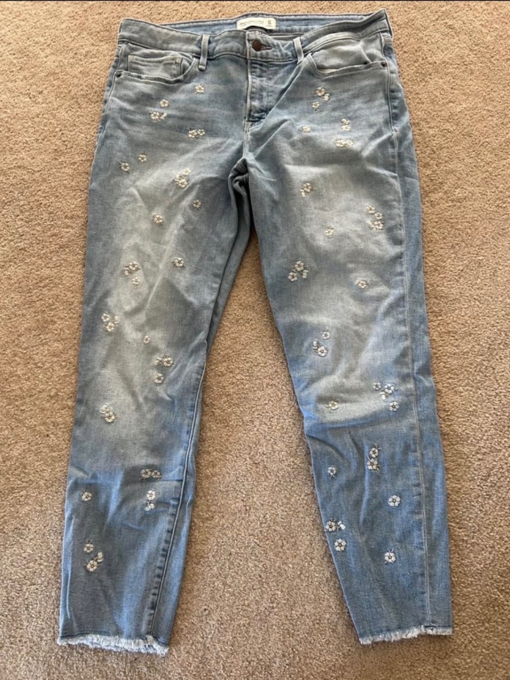 Abercrombie & Fitch mid rise super skinny ankle jeans